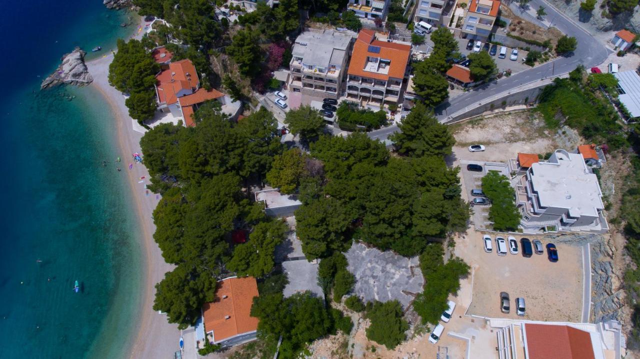Apartments Vicin Brela Zewnętrze zdjęcie