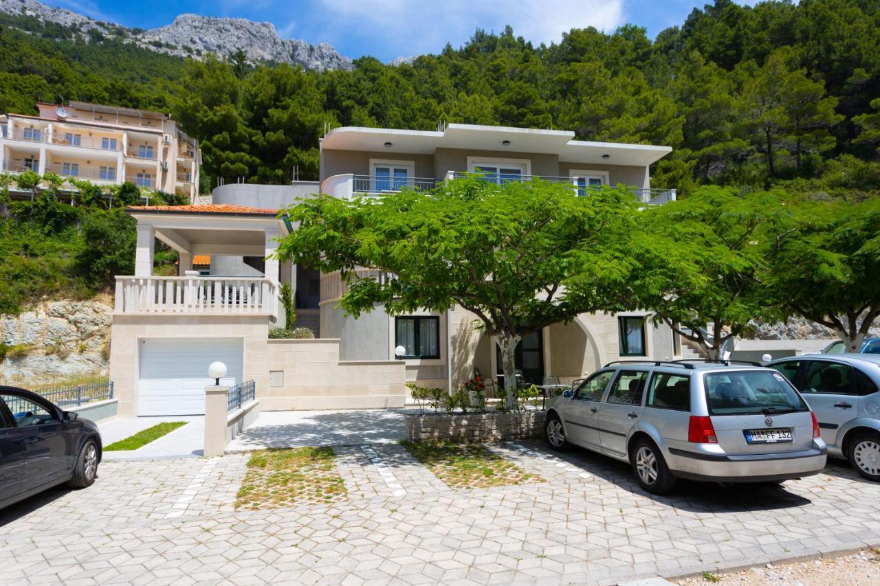 Apartments Vicin Brela Zewnętrze zdjęcie