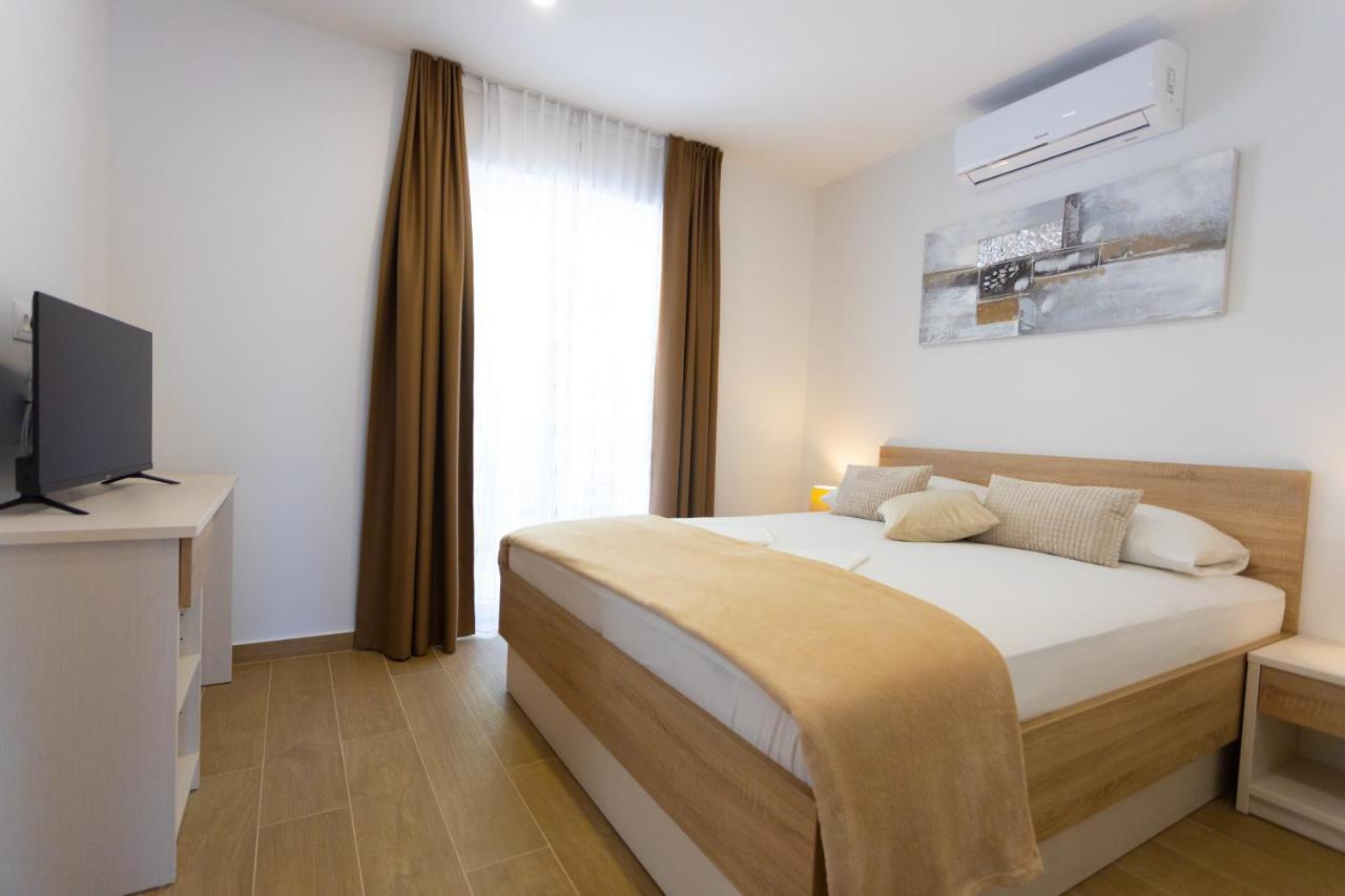 Apartments Vicin Brela Zewnętrze zdjęcie