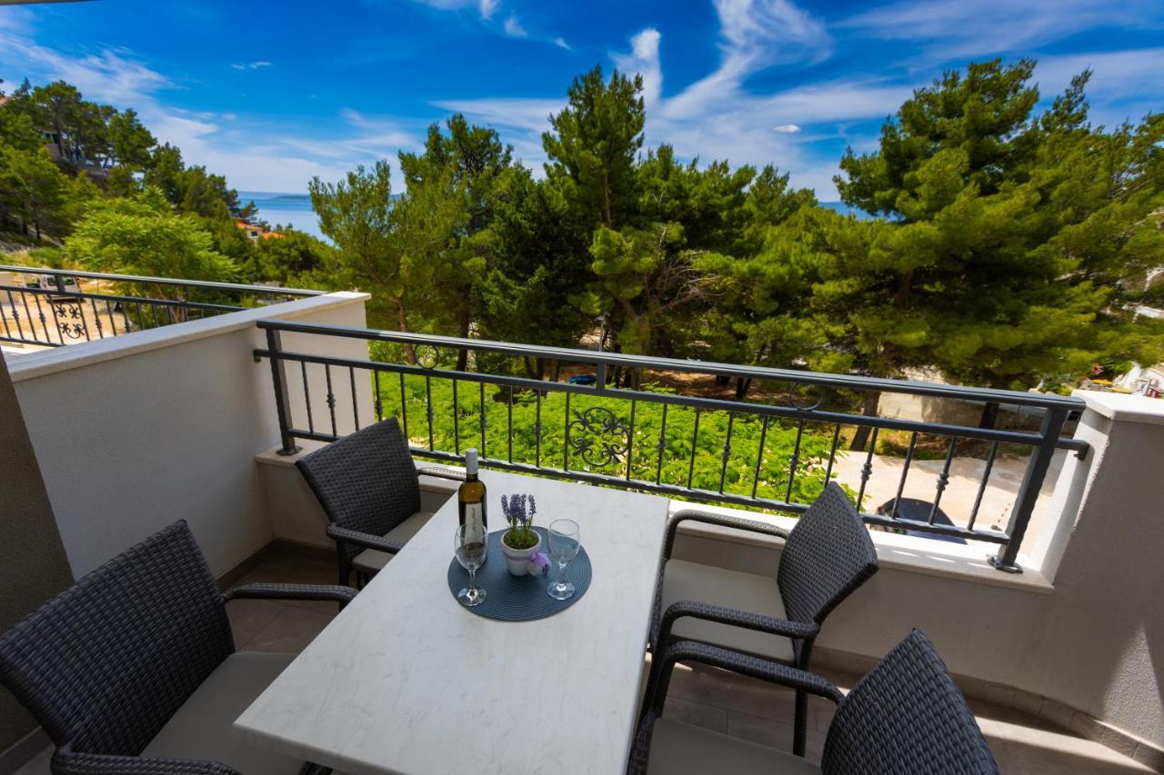 Apartments Vicin Brela Zewnętrze zdjęcie