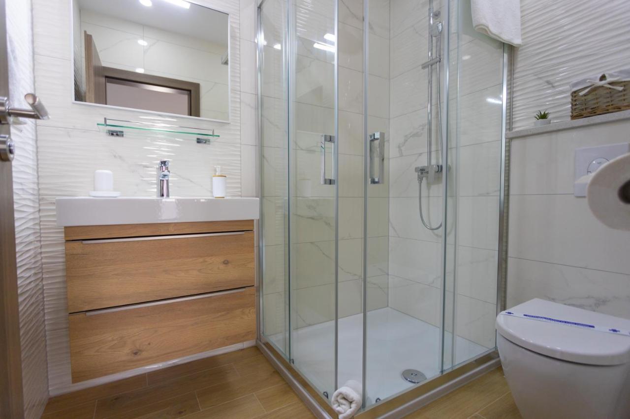 Apartments Vicin Brela Zewnętrze zdjęcie