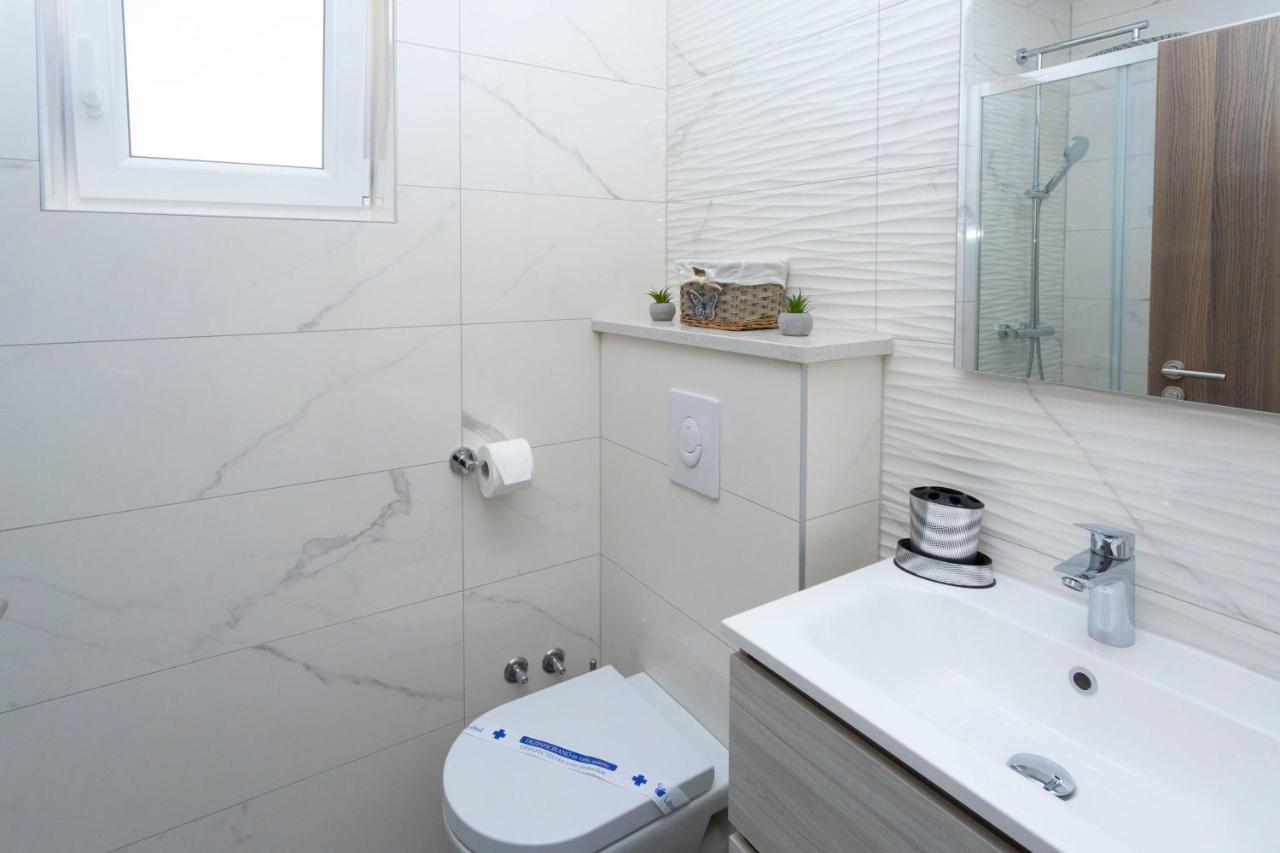 Apartments Vicin Brela Zewnętrze zdjęcie